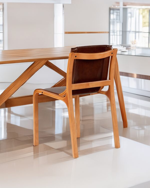 Nova Silla de Cuero y Madera - Imagen 6