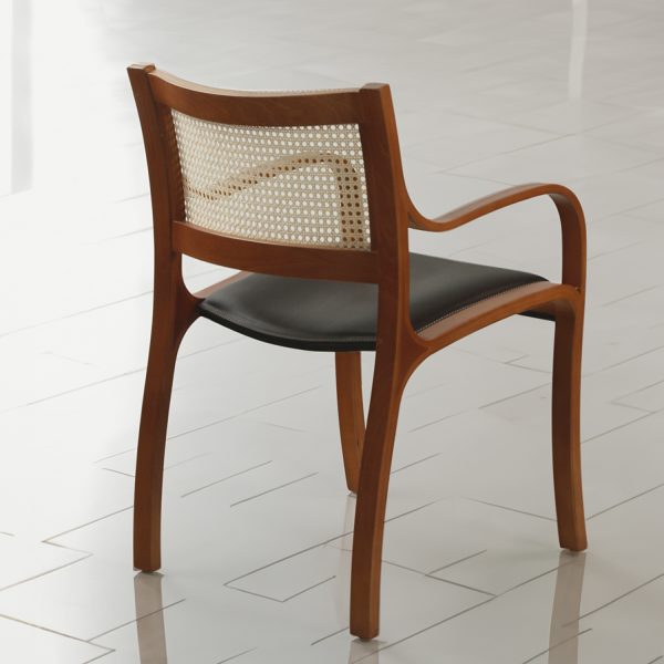 Trento Junco Sitial de Cuero y Madera