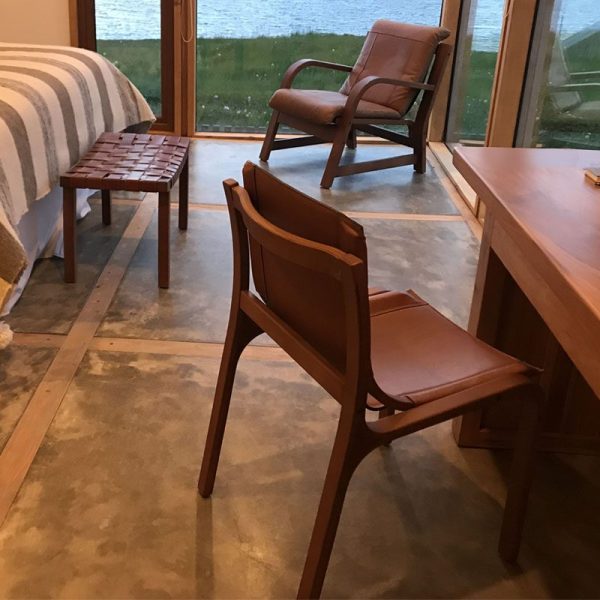 Nova Silla de Cuero y Madera - Imagen 3