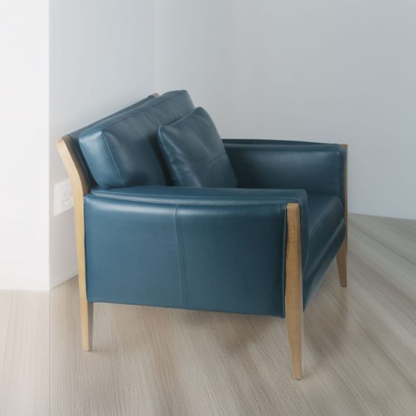 Sillón Noma 1 Cuerpo — Madera Miel y Cuero Calipso - Imagen 2
